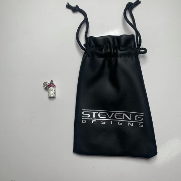 BABY GIRL BOTTLE CHARM - Picture 3 of 3